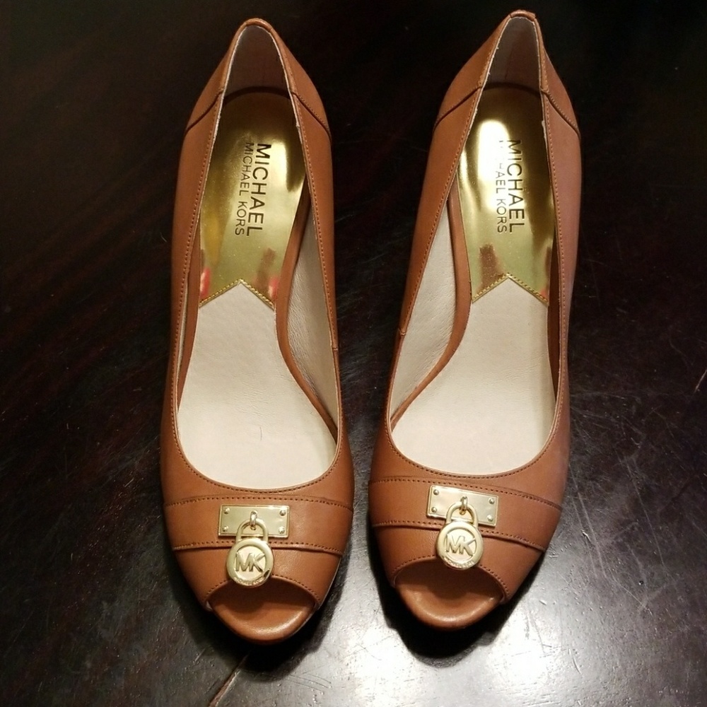 Michael kors wedges